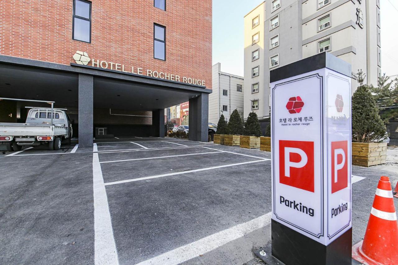 Lerocherrouge Hotel Chuncheon Esterno foto