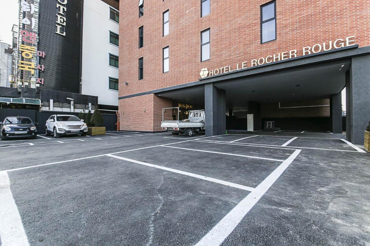 Lerocherrouge Hotel Chuncheon Esterno foto