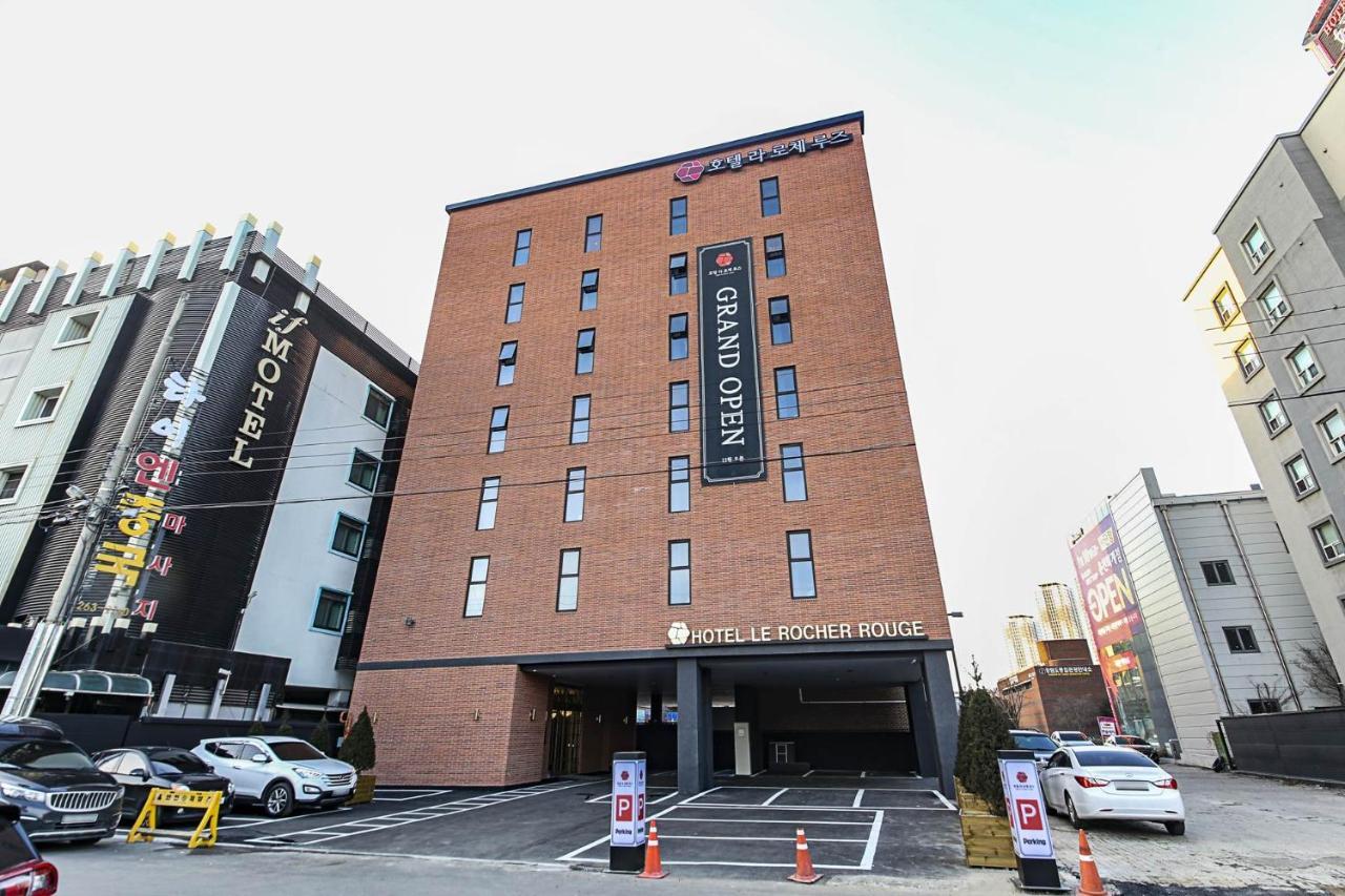 Lerocherrouge Hotel Chuncheon Esterno foto