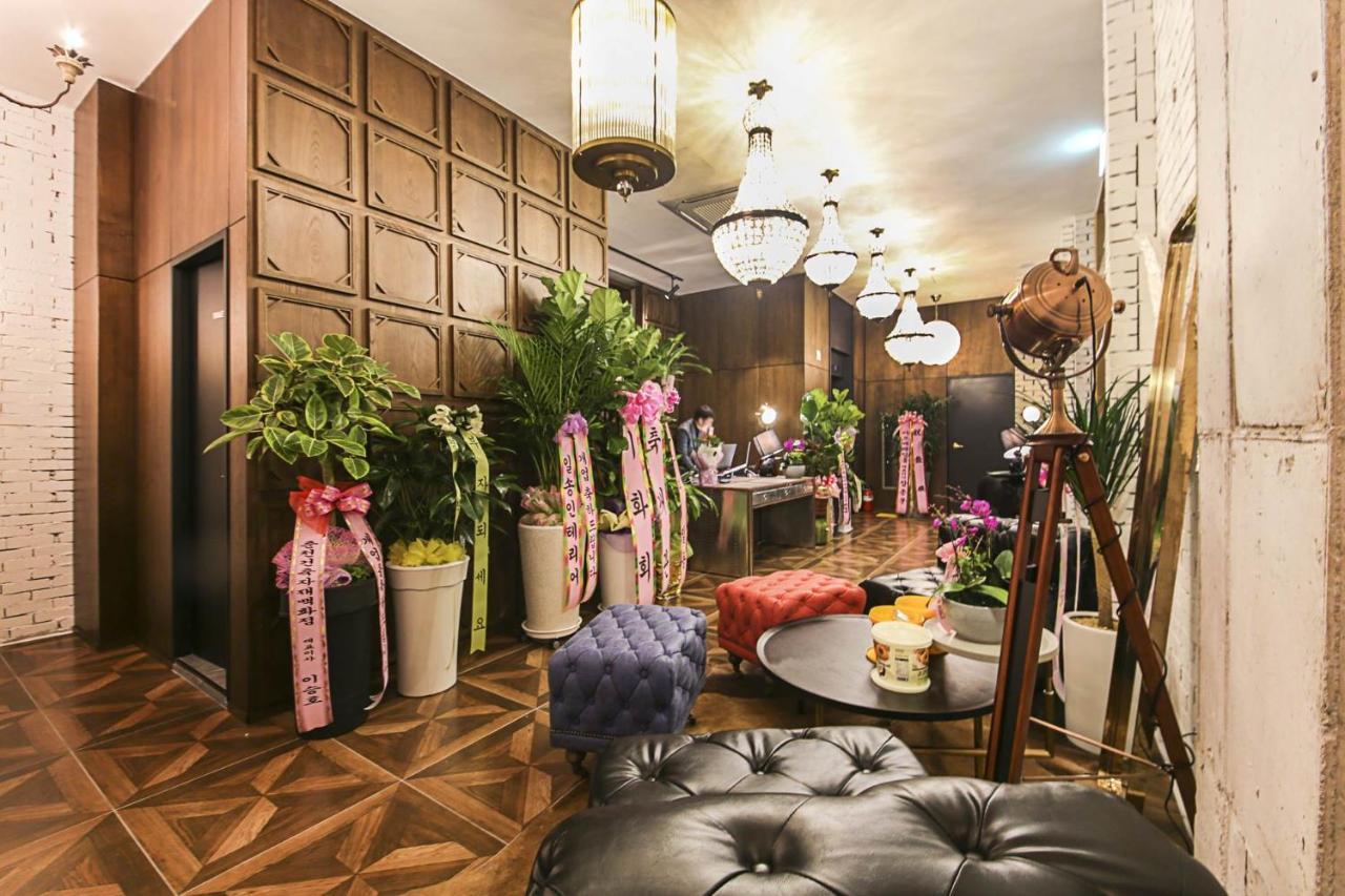 Lerocherrouge Hotel Chuncheon Esterno foto